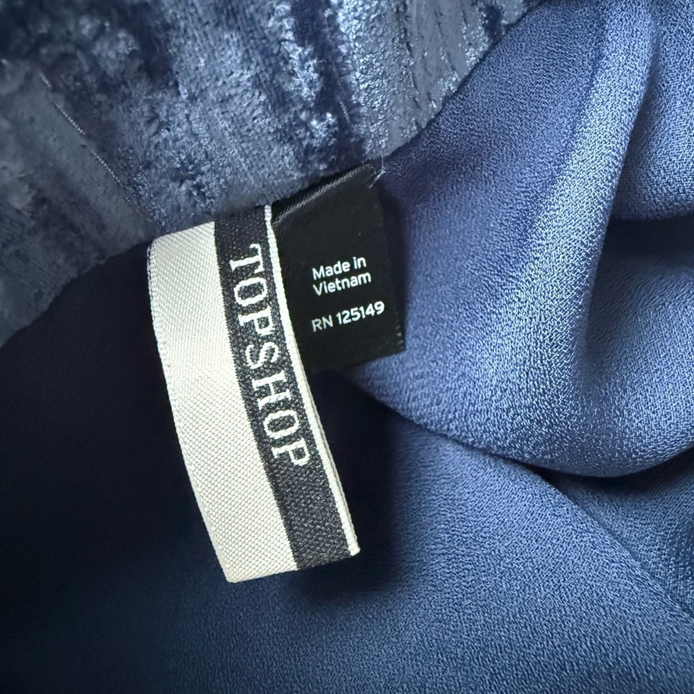 TOPSHOP Crinkle Velvet Jacket - Picture 12 of 13
